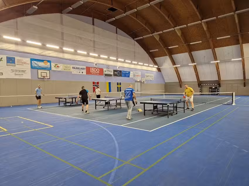 Gullmarens Centre Courts Tennisbanor