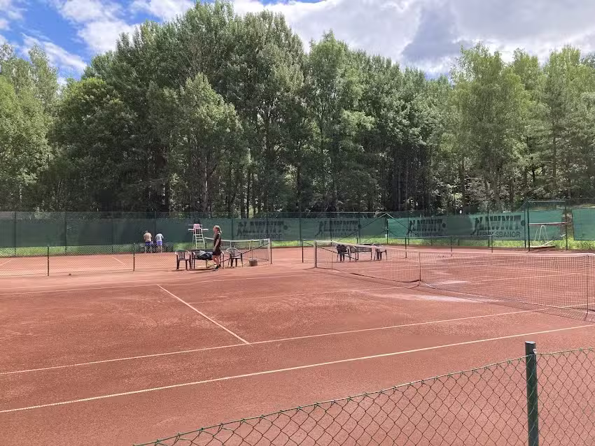 Hellasgården grusbanor