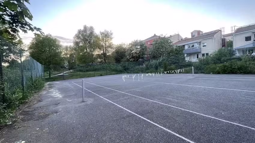 Jarlaberg tennisplan