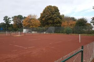 Sm&ouml;rlyckans tennisbanor & padel