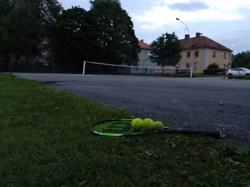 Tennis &Ouml;rnsro