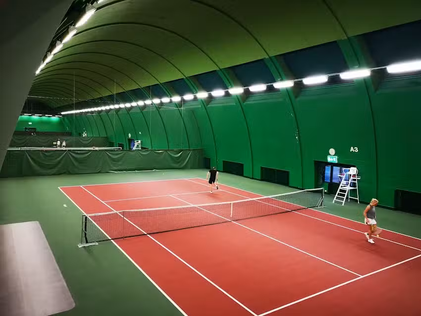 Tennisstadion