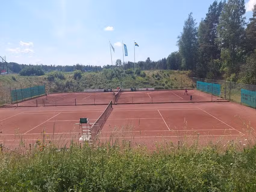 V&auml;rnamo Tennisklubb